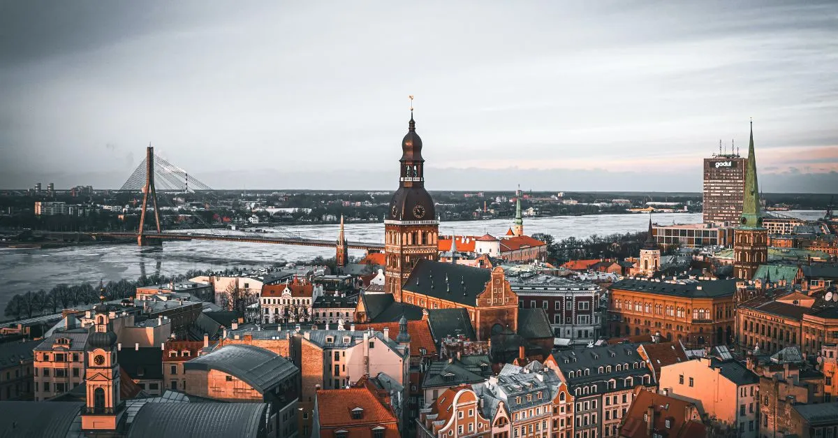 Top 5 rủi ro định cư Latvia cần biết cho người mới bắt đầu