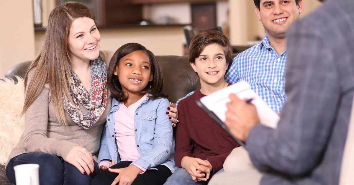 Top 5 lưu ý khi lựa chọn đơn vị tư vấn định cư Latvia